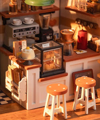 Miniature House Kit: Café