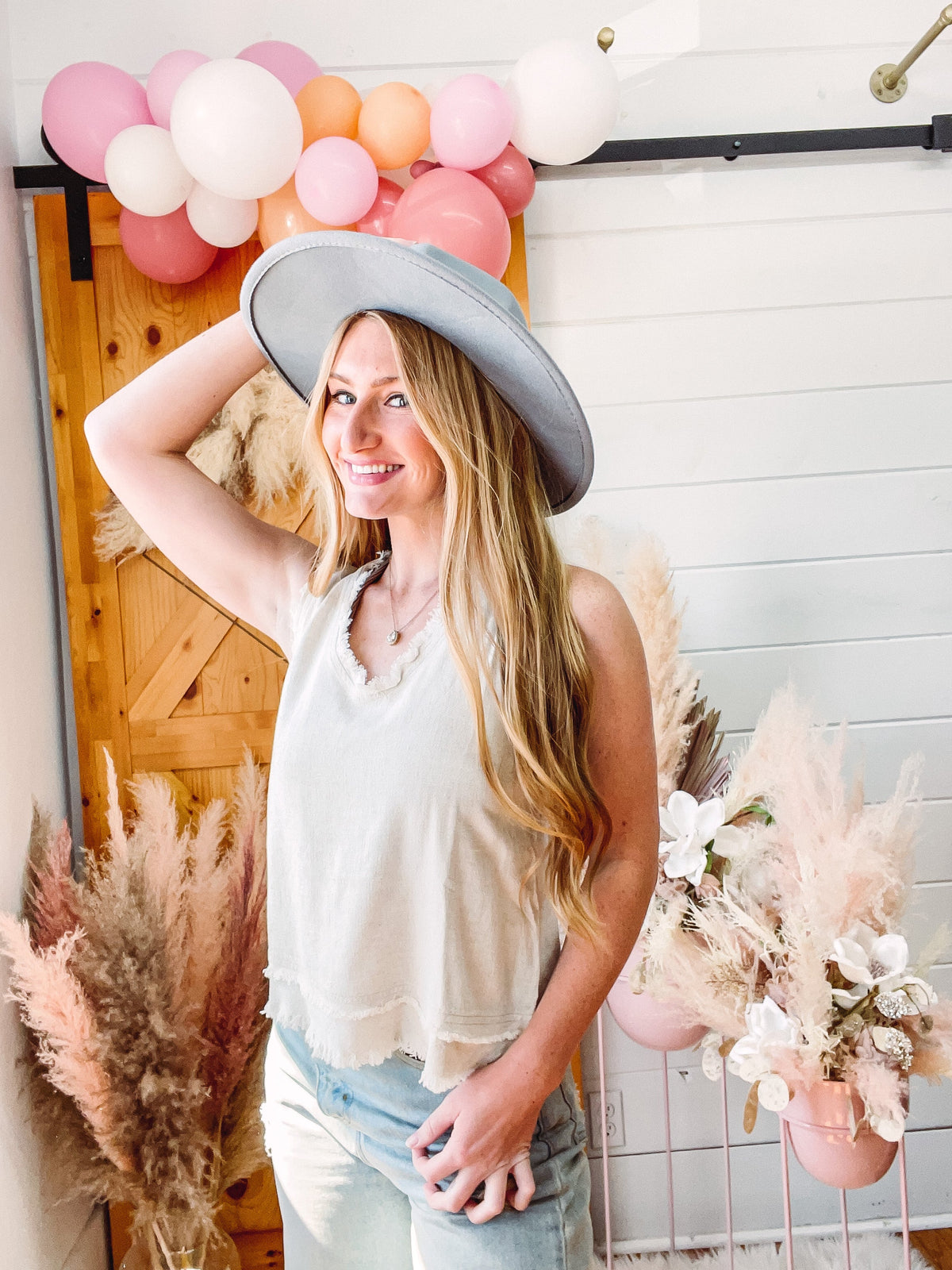 Natural Fringe Tank