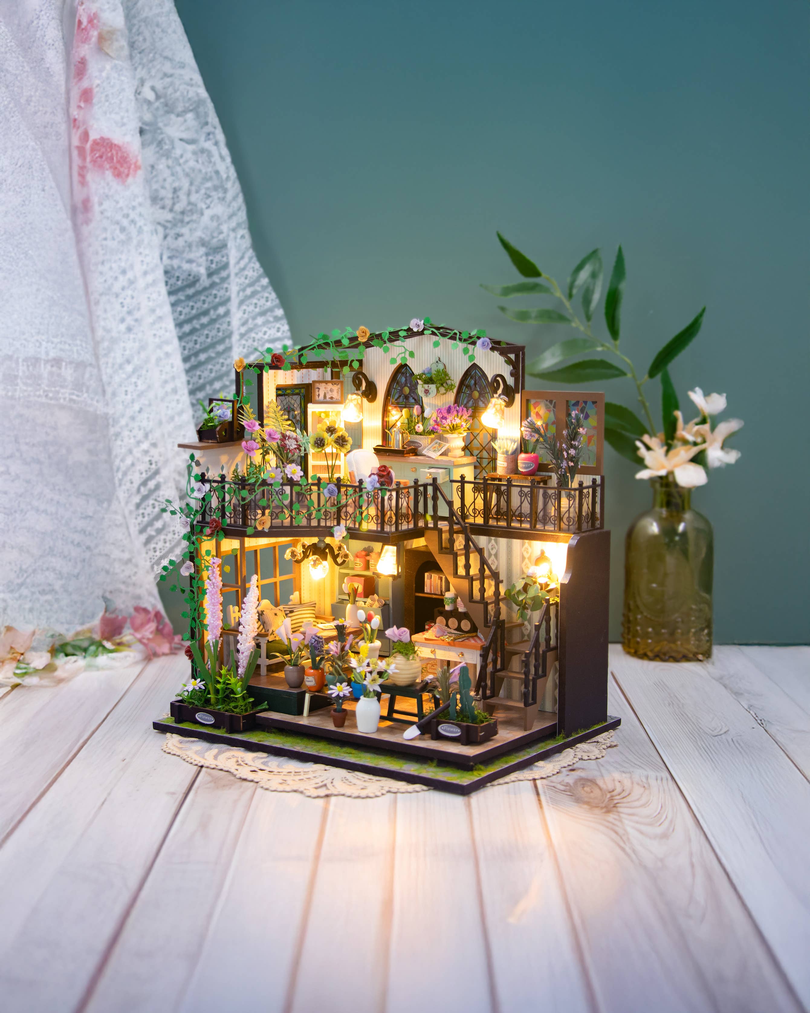 Miniature House Kit: Garden Loft