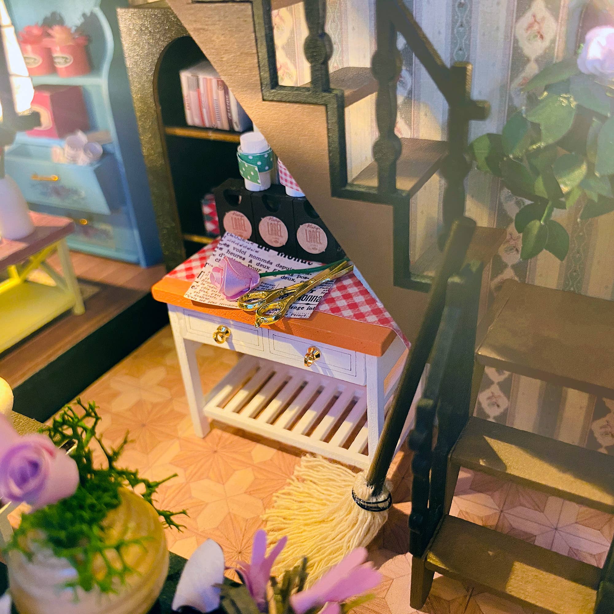 Miniature House Kit: Garden Loft