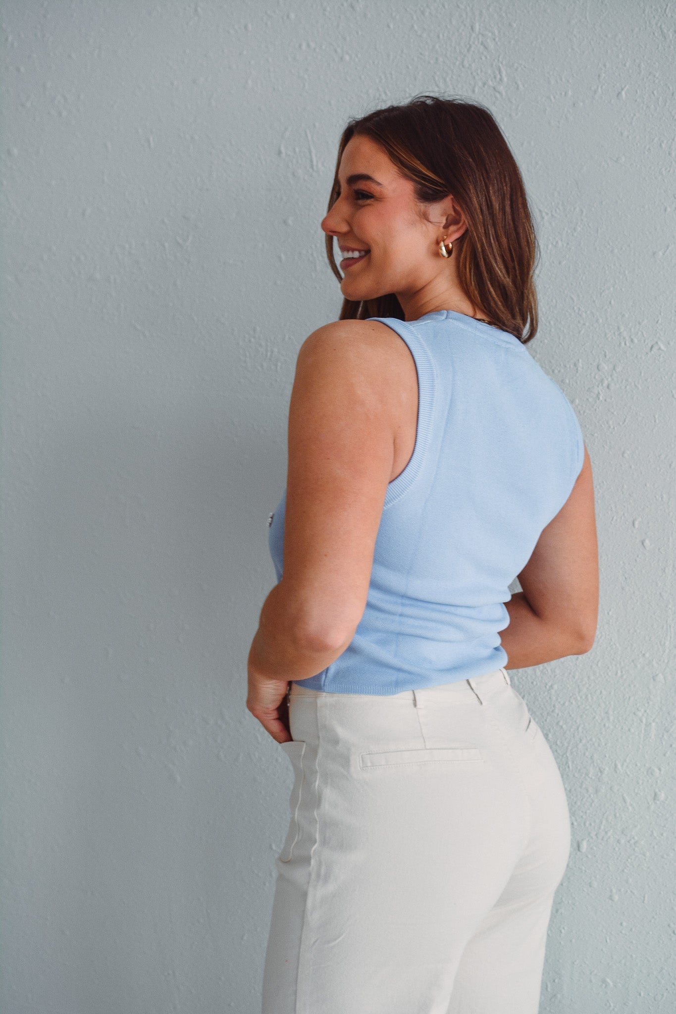 Julie in Gems Tank