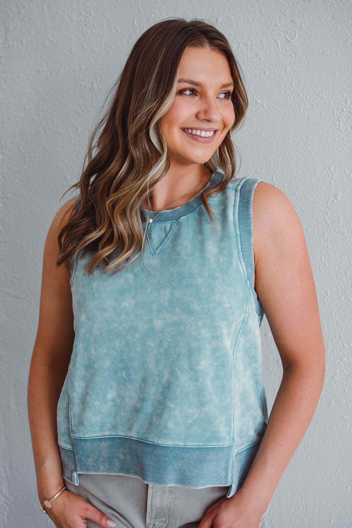 Luna Emerald Tank