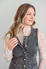Luna Lace White Top