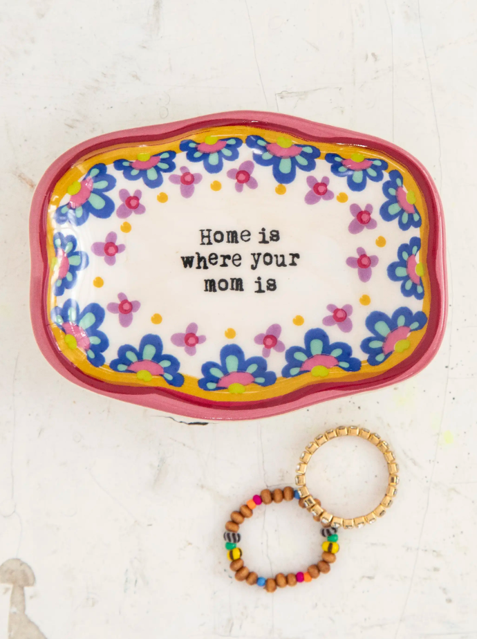 Natural Life Mom Dish